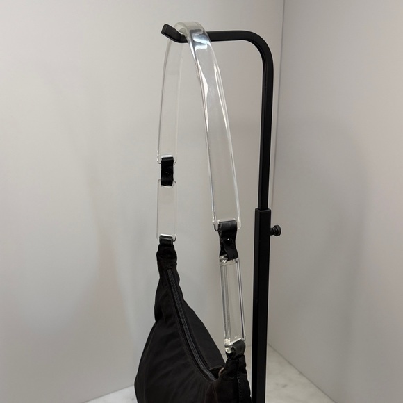 Authentic vintage PRADA nylon shoulder bag with clear acrylic handle - Picture 3 of 9
